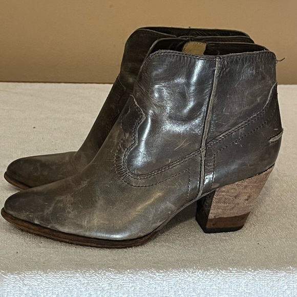 Frye Renee Ankle Brown Boots Sz 7 1/2 - Picture 6 of 12
